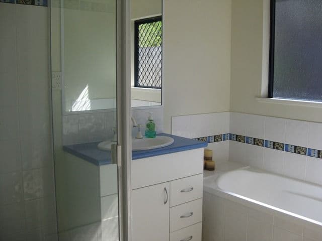 10 Wheatley Avenue, BENTLEY PARK QLD 4869, Bentley Park - Thumbnail 7