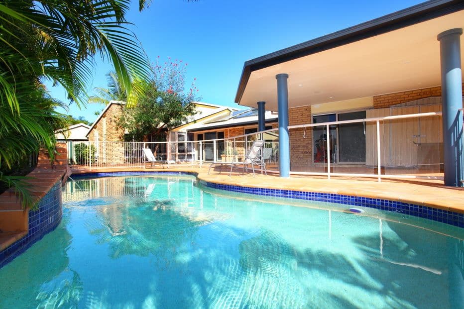 61 Glenmore Drive, ASHMORE QLD 4214, Ashmore - Image 1