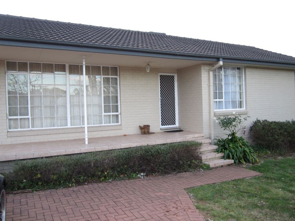 4 Gillies Street, CURTIN ACT 2605, Curtin - Image 1
