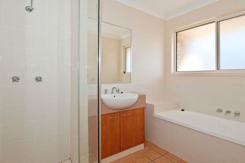 16 Rachel Drive, CRESTMEAD QLD 4132, Crestmead - Thumbnail 7