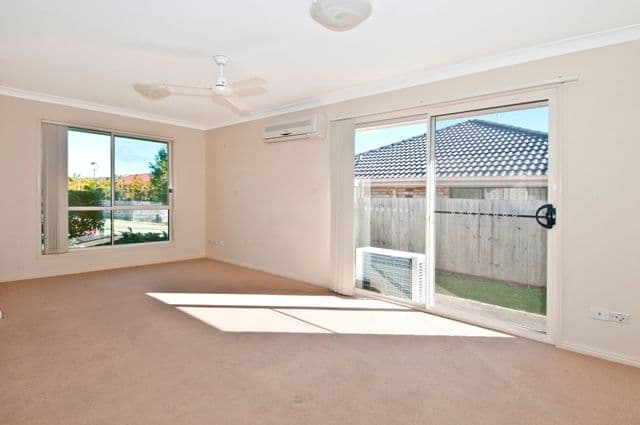 16 Rachel Drive, CRESTMEAD QLD 4132, Crestmead - Thumbnail 3
