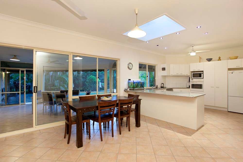 5 Parkside Crescent, THE GAP QLD 4061, The Gap - Thumbnail 2