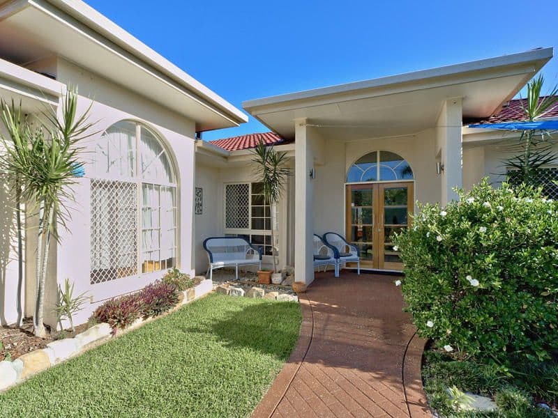 12 Fairview Place, BRIDGEMAN DOWNS QLD 4035, Bridgeman Downs - Thumbnail 2