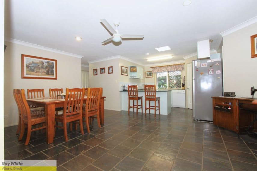 207 Lilley Road, CASHMERE QLD 4500, Cashmere - Thumbnail 3