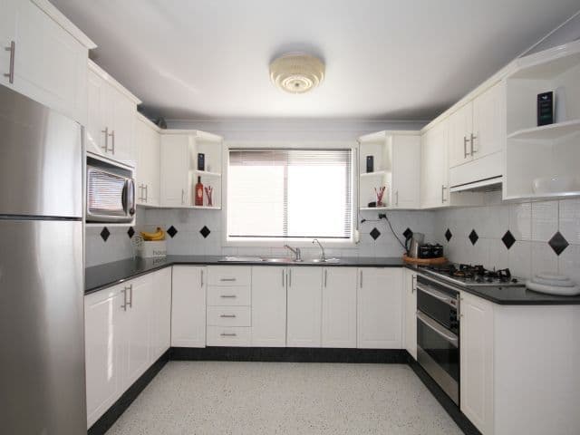 143 Noble Avenue, GREENACRE NSW 2190, Greenacre - Thumbnail 4