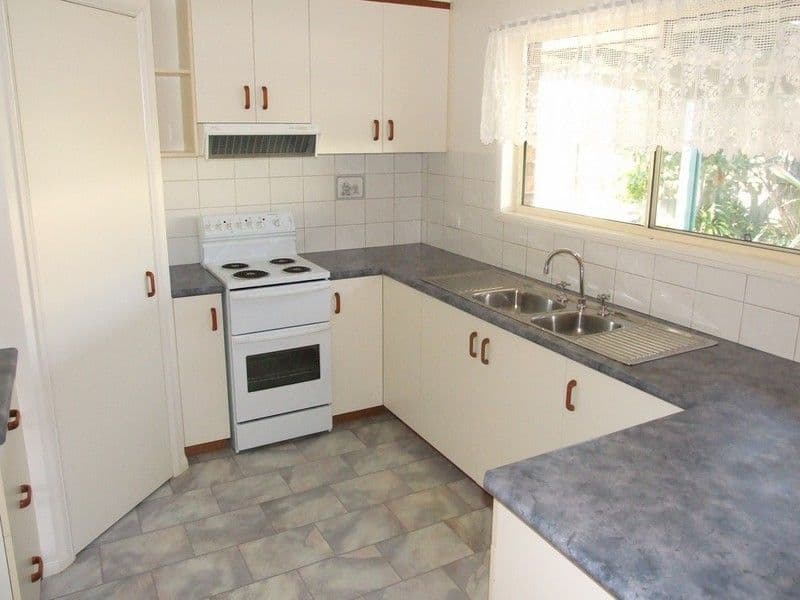 2 Melissa Court, CROWS NEST QLD 4355, Crows Nest - Thumbnail 2