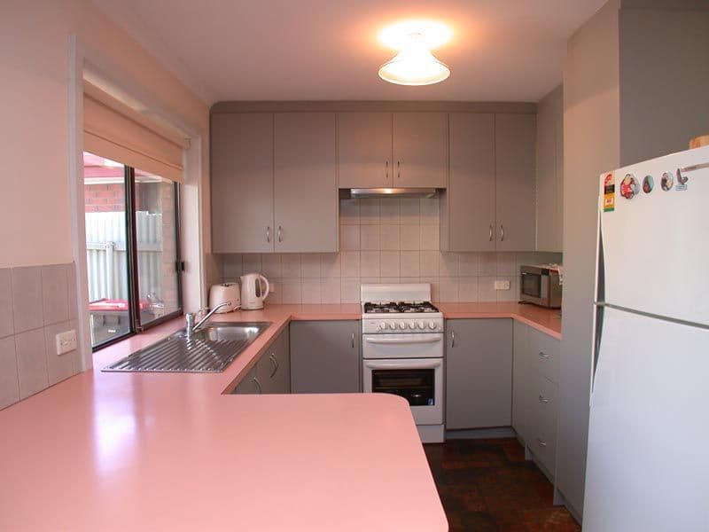 18 Ellis Avenue, MORPHETT VALE SA 5162, Morphett Vale - Thumbnail 2