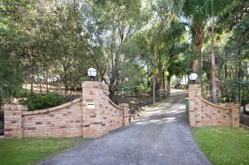 14 Valhalla Court, TALLAI QLD 4213, Tallai - Thumbnail 4