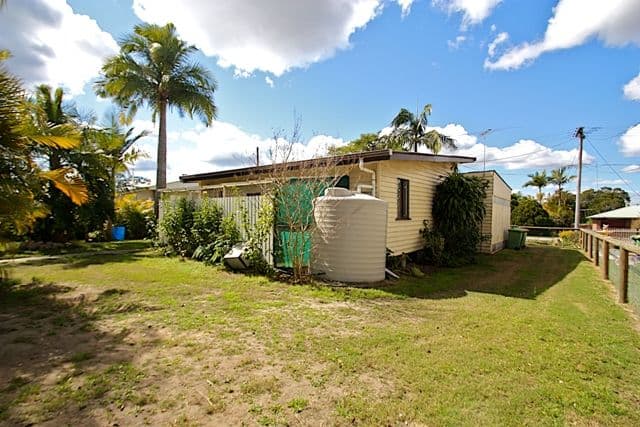 14 Swan Street, BRASSALL QLD 4305, Brassall - Thumbnail 2