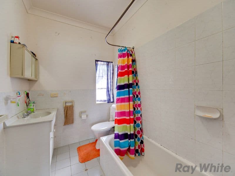 14 Edinburgh Castle Road, KEDRON QLD 4031, Kedron - Thumbnail 6