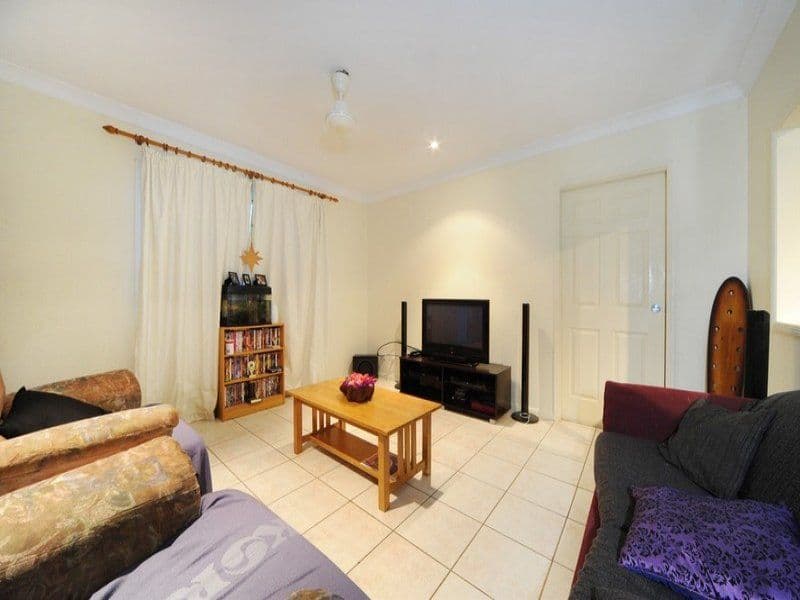 44 Banksia Court, CANNONVALE QLD 4802, Cannonvale - Thumbnail 3