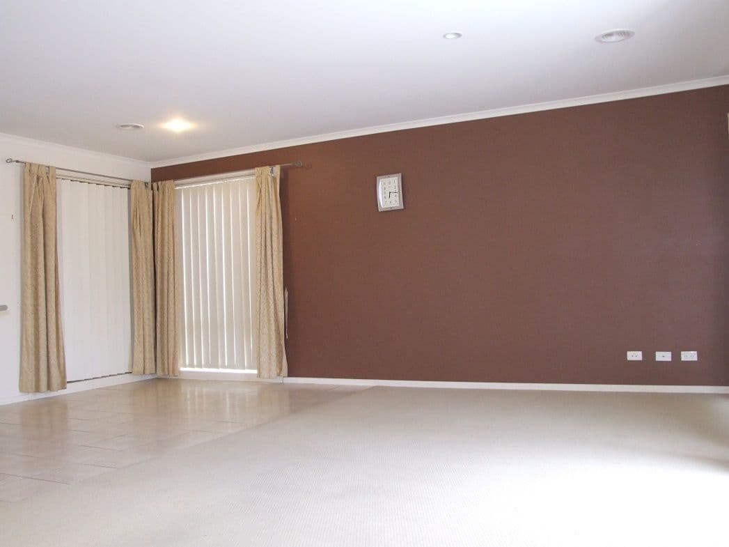 8 Tandara Circuit, MELTON WEST VIC 3337, Melton West - Thumbnail 4