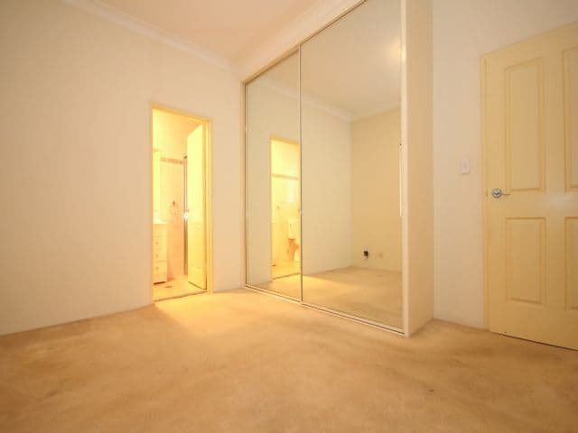 42 Wattle Street, PUNCHBOWL NSW 2196, Punchbowl - Thumbnail 5