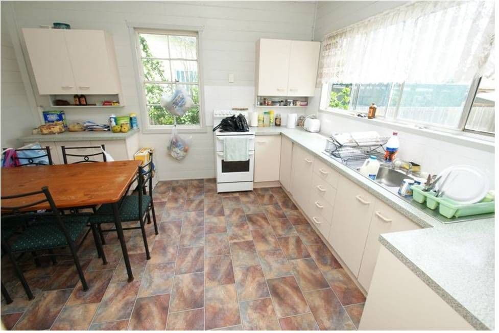 165 McCarthy Road, AVENELL HEIGHTS QLD 4670, Avenell Heights - Thumbnail 3