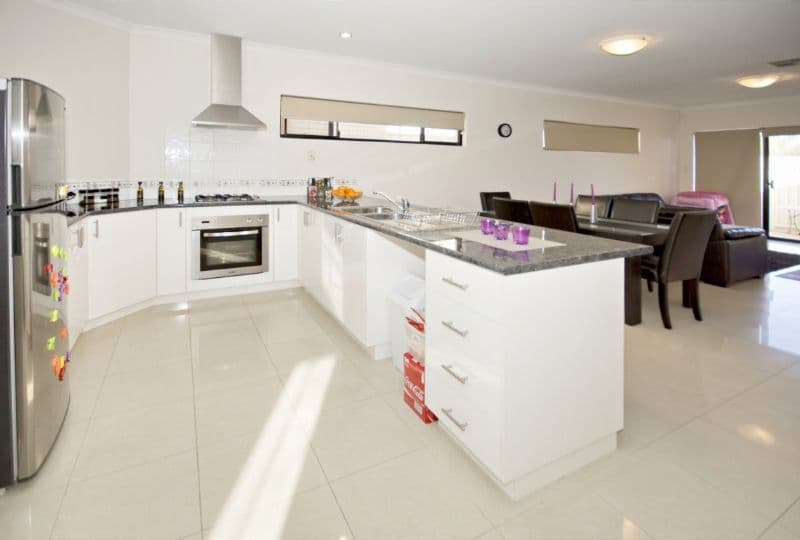 10 Albourne Way, BALGA WA 6061, Balga - Thumbnail 2