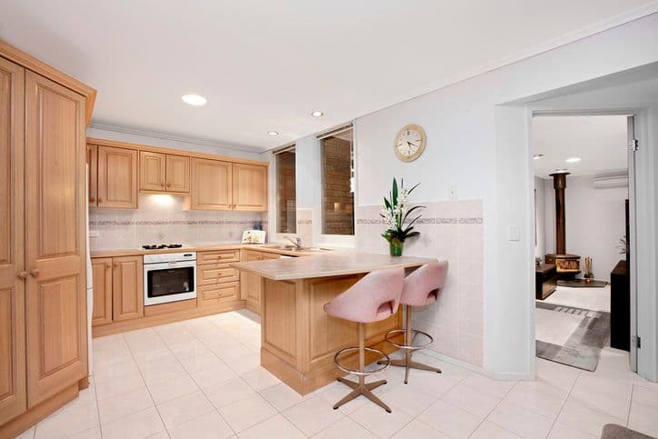 20 Woodhouse Road, DONCASTER EAST VIC 3109, Doncaster East - Thumbnail 4