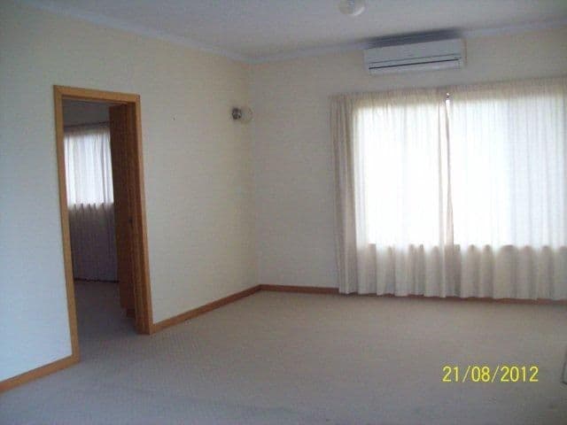 2/128 Main Road, EXETER TAS 7275, Exeter - Thumbnail 3