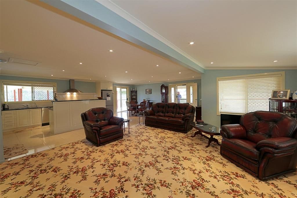 83 Gresswell Road, Macleod, Macleod - Thumbnail 7