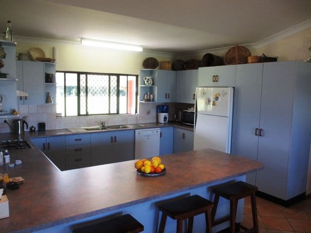 174 ETTY BAY Road, ETTY BAY QLD 4858, Etty Bay - Thumbnail 4