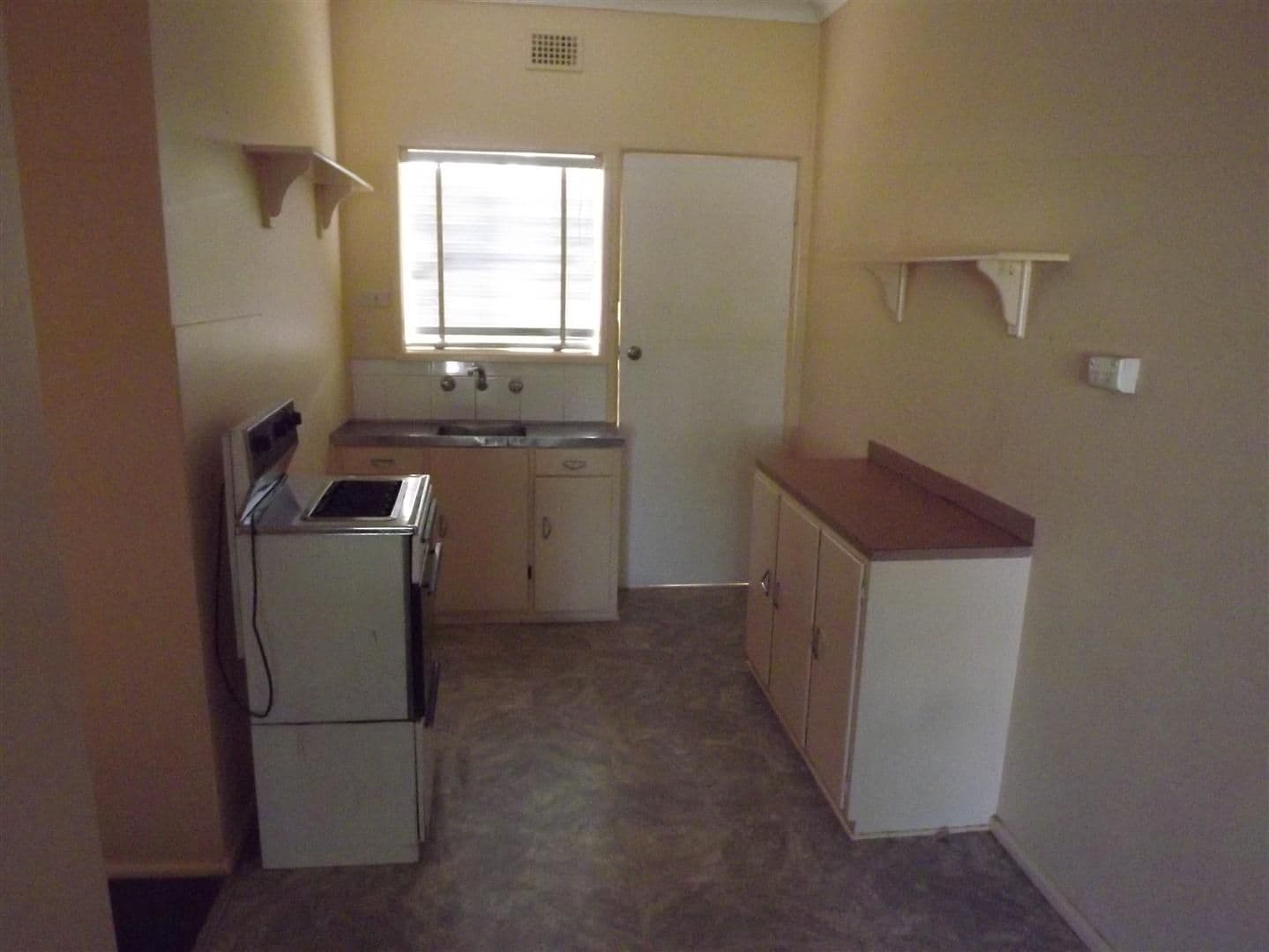 101 Currajong Street, PARKES NSW 2870, Parkes - Thumbnail 4