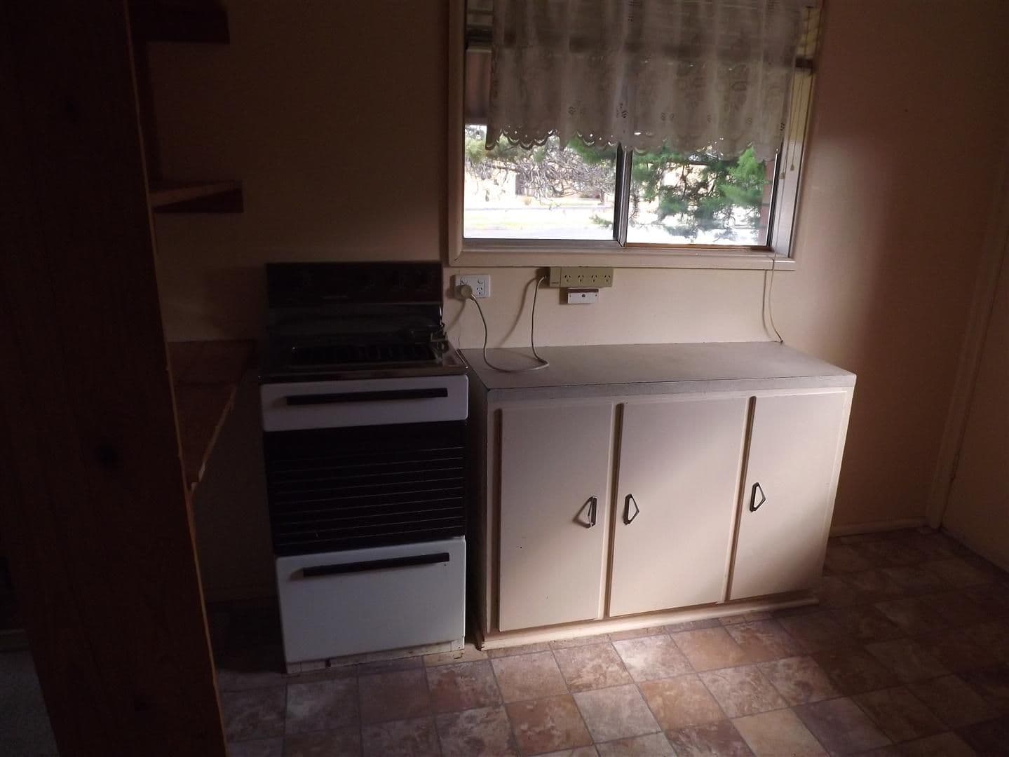 101 Currajong Street, PARKES NSW 2870, Parkes - Thumbnail 2