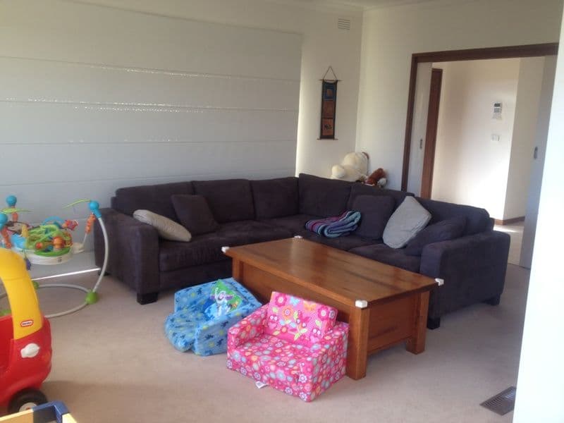 8 Kerta Close, GREENSBOROUGH VIC 3088, Greensborough - Thumbnail 2