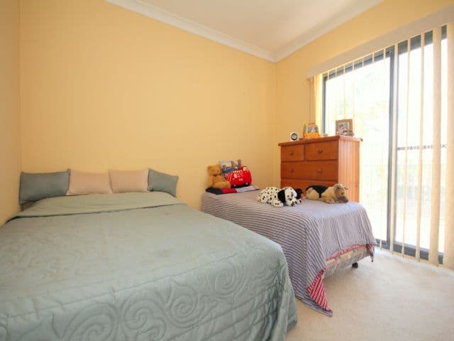 151 Hillcrest Avenue, GREENACRE NSW 2190, Greenacre - Thumbnail 6