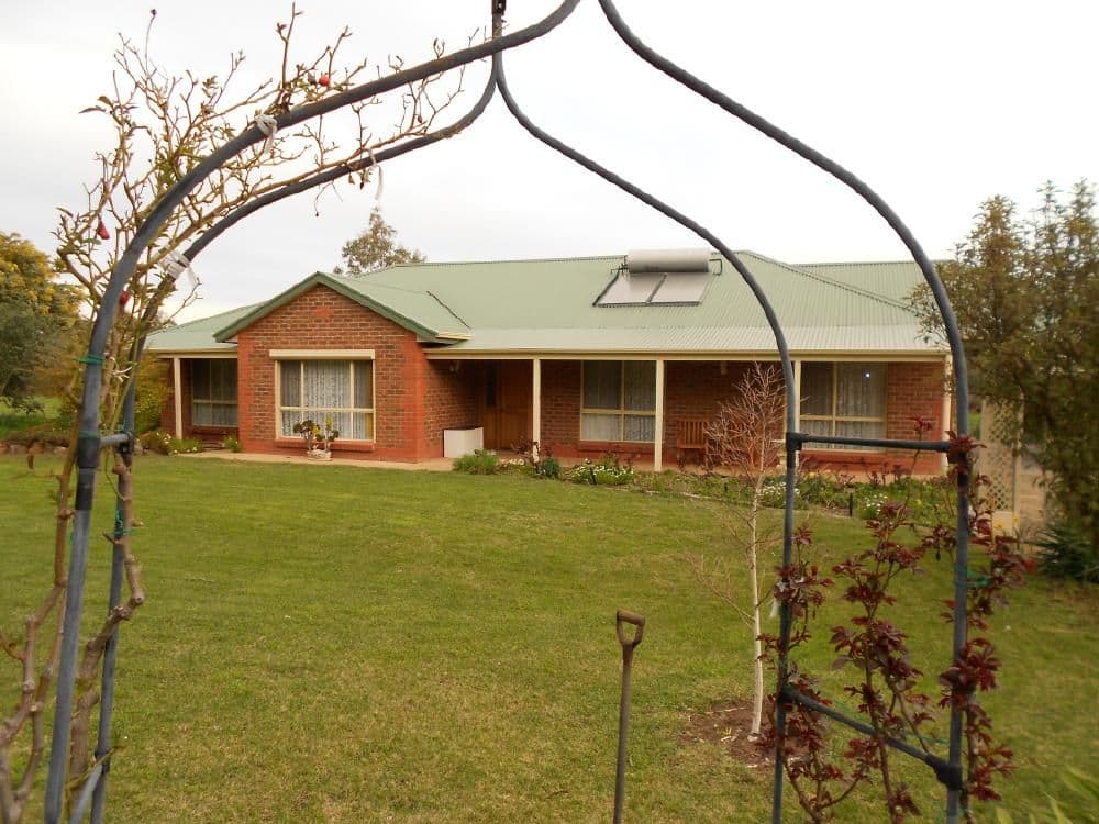 2 South Avenue, BORDERTOWN SA 5268, Bordertown - Image 1