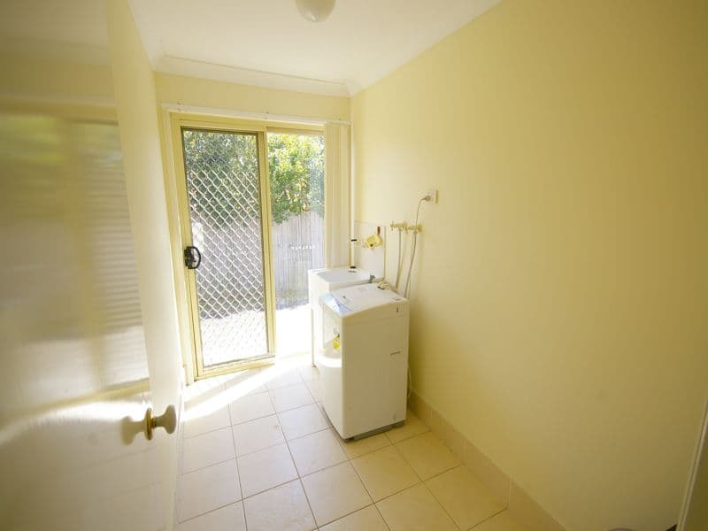 35 Goss Drive, COLLINGWOOD PARK QLD 4301, Collingwood Park - Thumbnail 6
