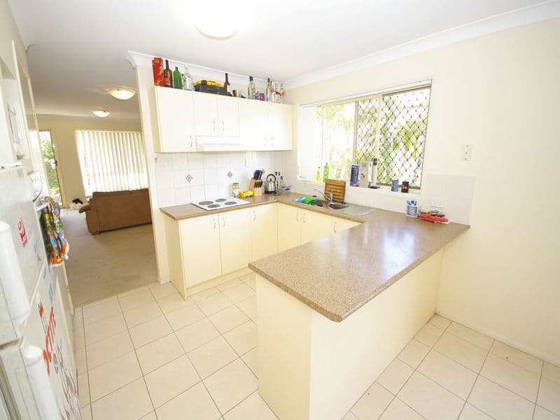 35 Goss Drive, COLLINGWOOD PARK QLD 4301, Collingwood Park - Thumbnail 4