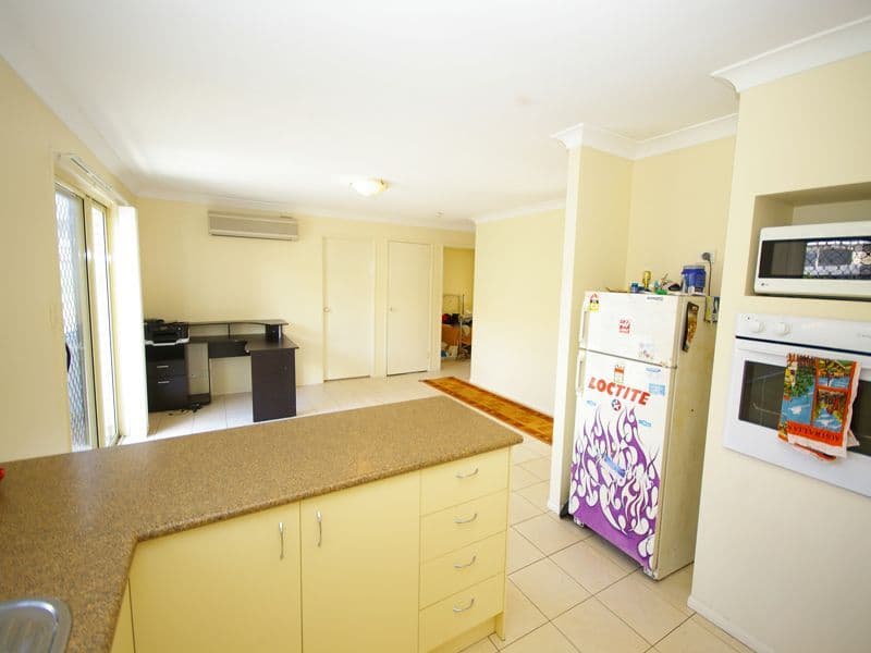 35 Goss Drive, COLLINGWOOD PARK QLD 4301, Collingwood Park - Thumbnail 5
