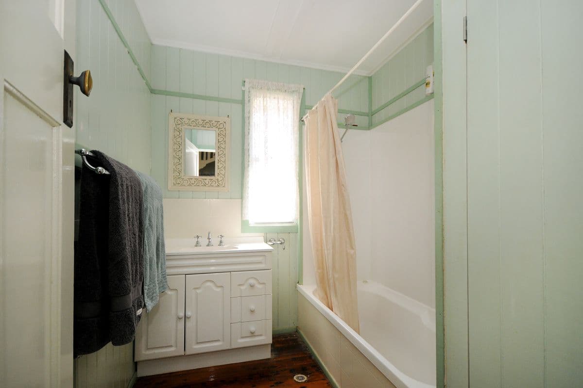 10 Brim Street, NEWTOWN QLD 4350, Newtown - Thumbnail 8