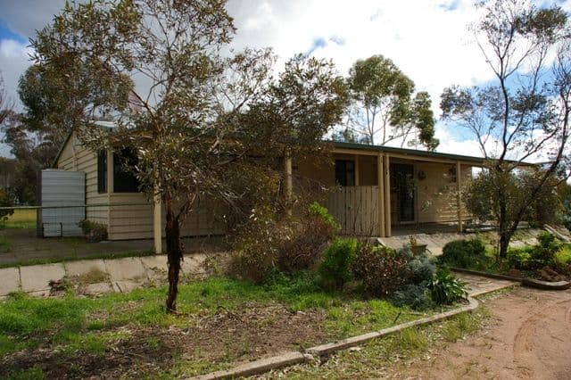 8 North Road, YORK WA 6302, York - Image 1