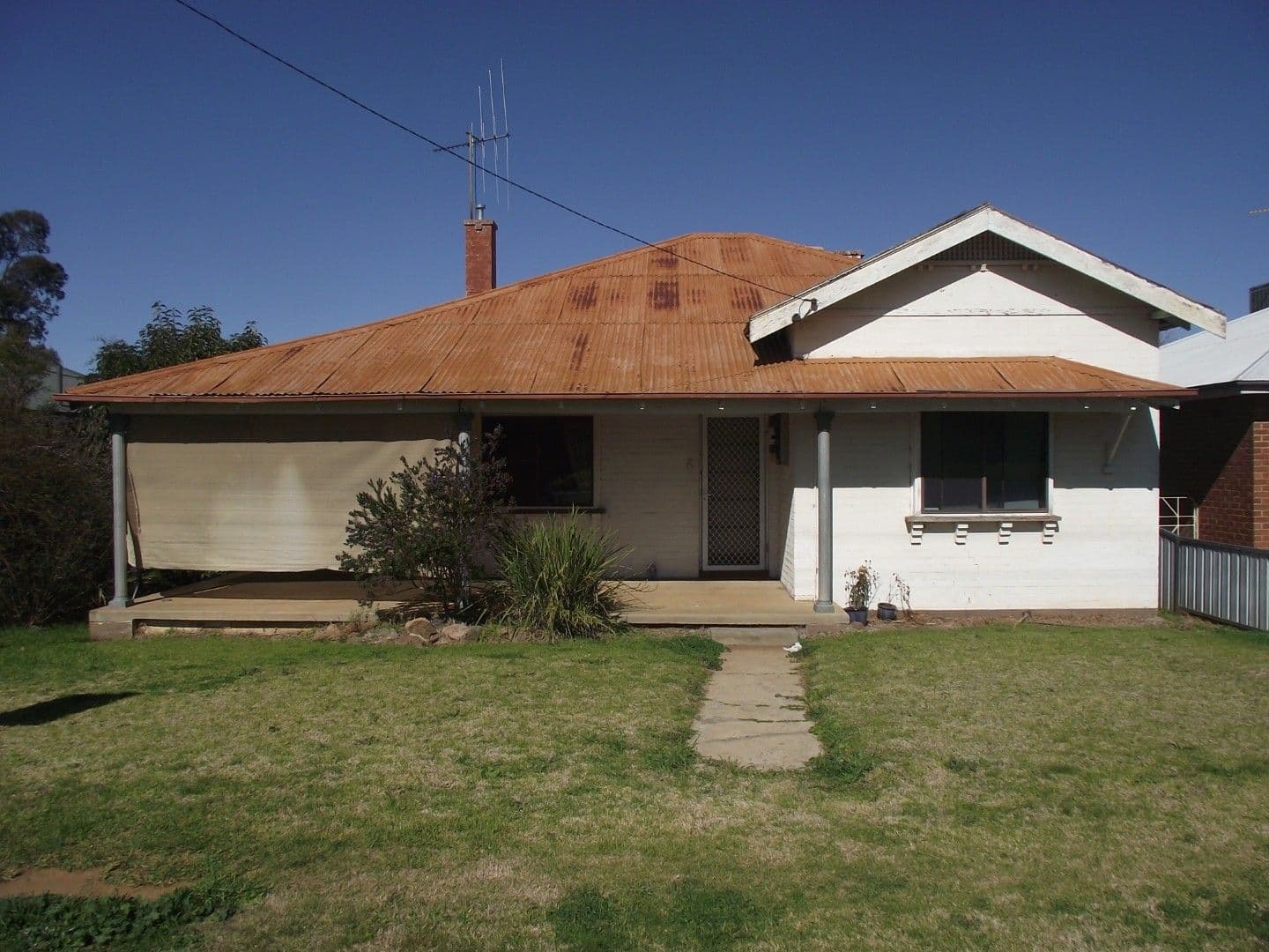 25 Mitchell Street, PARKES NSW 2870, Parkes - Image 1