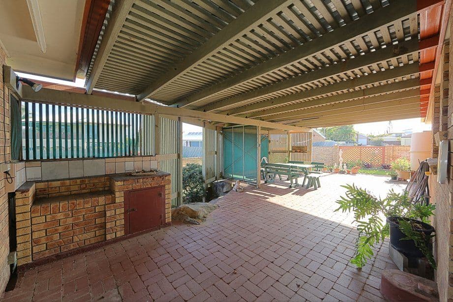 24 Oceanview Street, Bargara QLD 4670, Bargara - Thumbnail 4