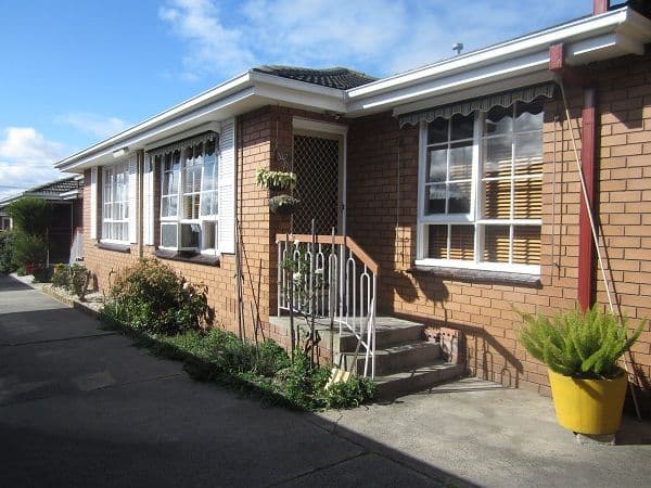 69 Chesterville Road, CHELTENHAM VIC 3192, Cheltenham - Thumbnail 2