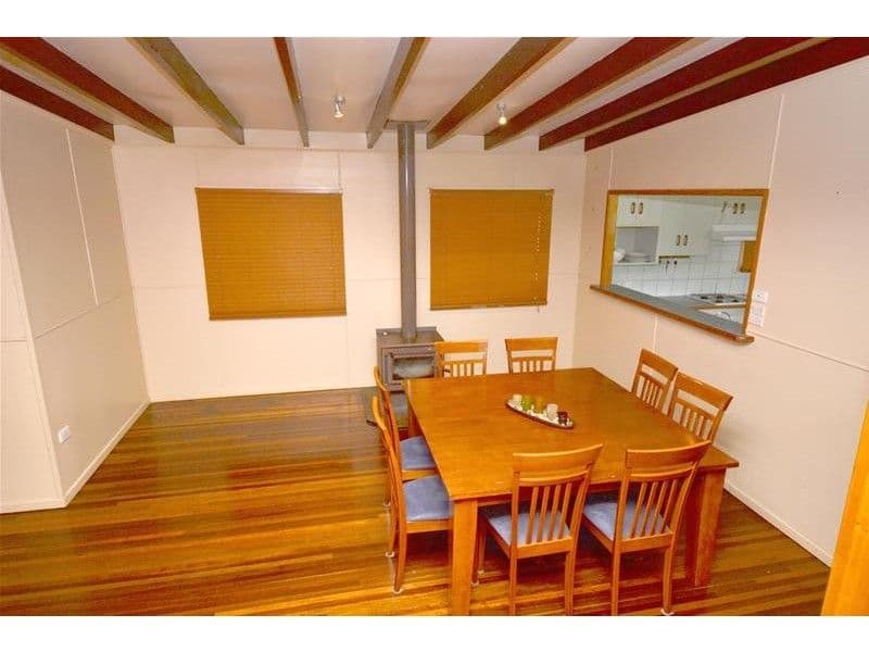 16 Netley Street, BILOELA QLD 4715, Biloela - Thumbnail 2