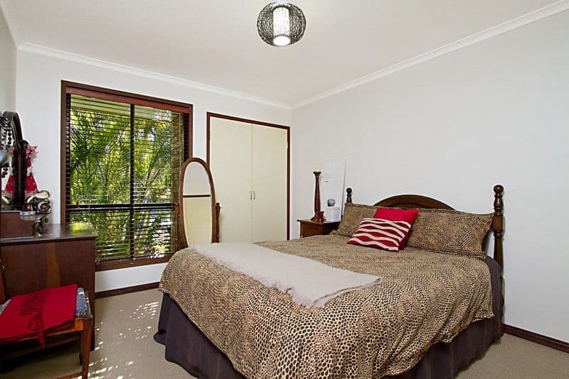 61 Dorset Drive, ROCHEDALE SOUTH QLD 4123, Rochedale South - Thumbnail 5