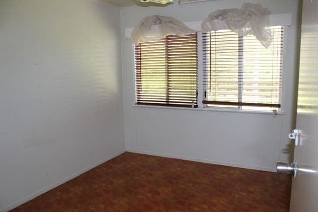 34 Blackrock Road, BLACKROCK QLD 4850, Blackrock - Thumbnail 7