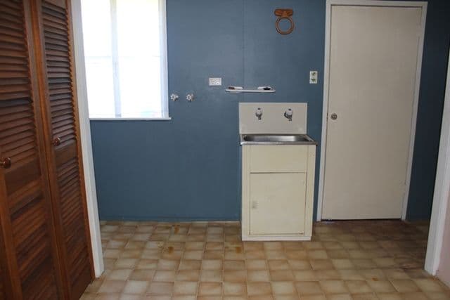 34 Blackrock Road, BLACKROCK QLD 4850, Blackrock - Thumbnail 8