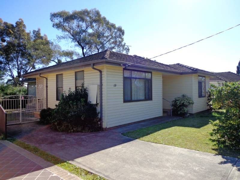 19 Townview Road, MOUNT PRITCHARD NSW 2170, Mount Pritchard - Image 1