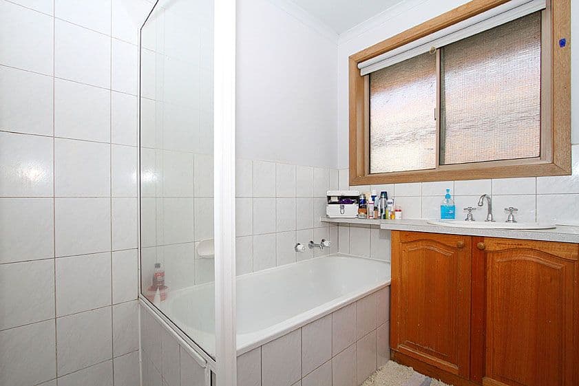 1 Fowler Court, MILL PARK VIC 3082, Mill Park - Thumbnail 8