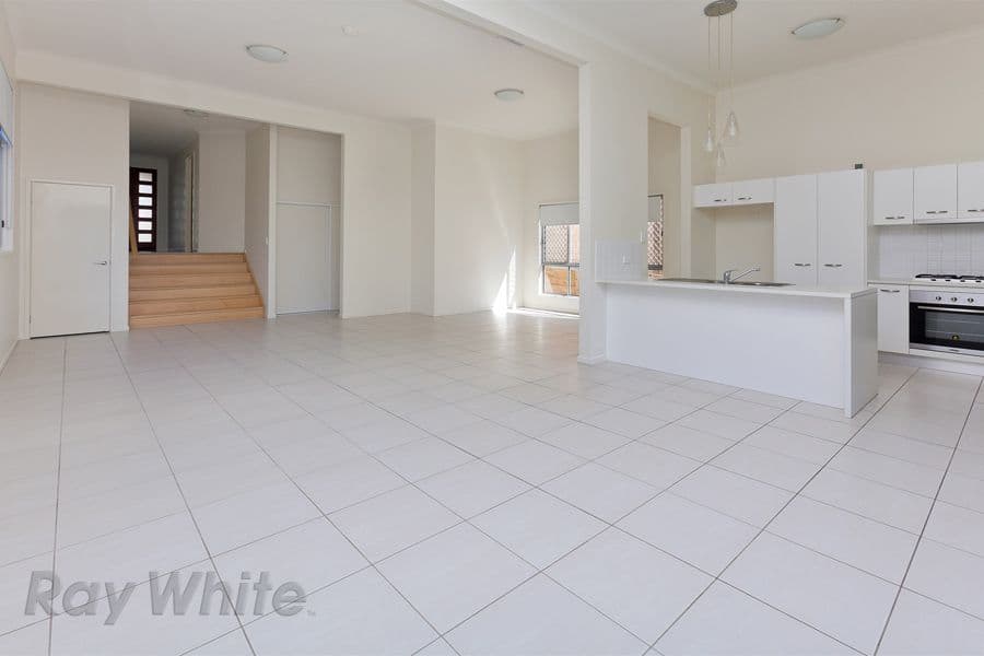18 Morialta Street, SPRINGFIELD LAKES QLD 4300, Springfield Lakes - Thumbnail 8