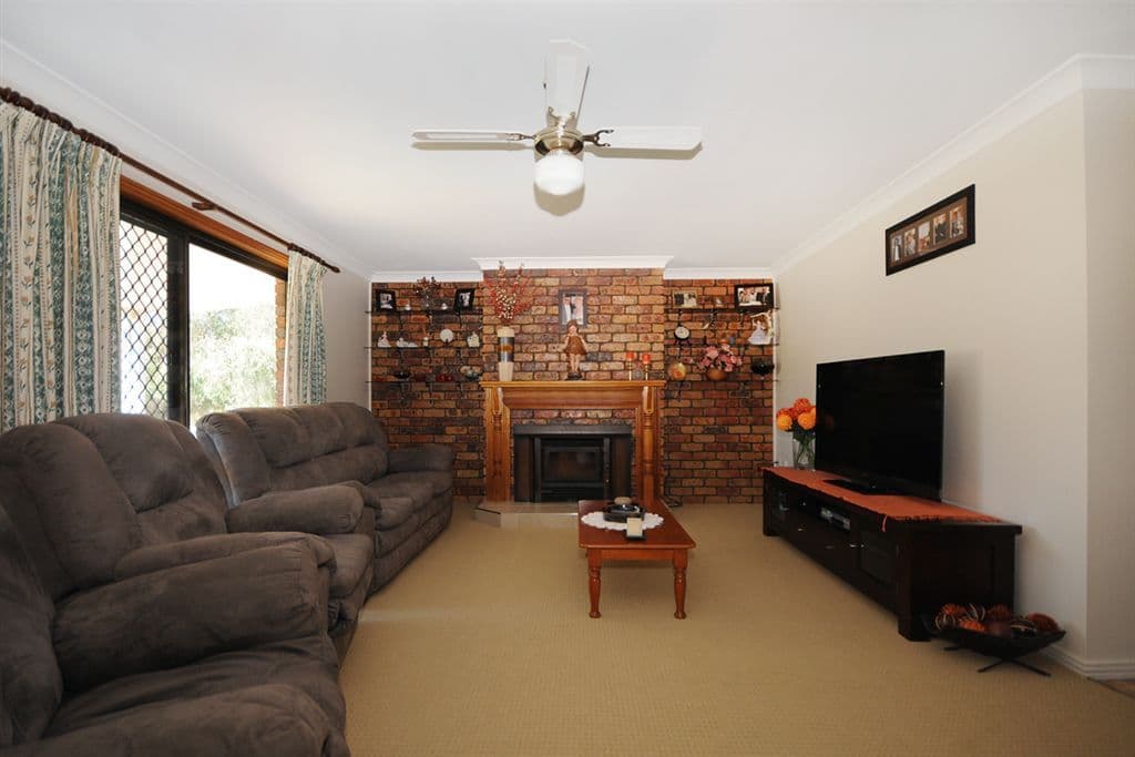 12 Ferguson Road, WESTBROOK QLD 4350, Westbrook - Thumbnail 3