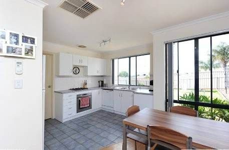 5 Charlton Terrace, WOODCROFT SA 5162, Woodcroft - Thumbnail 2