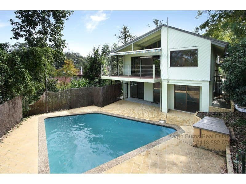 6 Robyn Street, CHAPEL HILL QLD 4069, Chapel Hill - Image 1