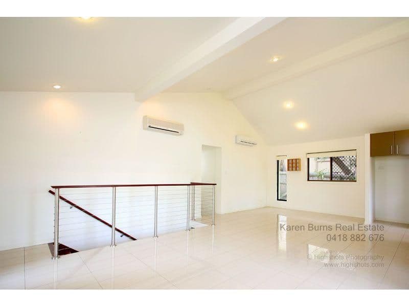 6 Robyn Street, CHAPEL HILL QLD 4069, Chapel Hill - Thumbnail 7