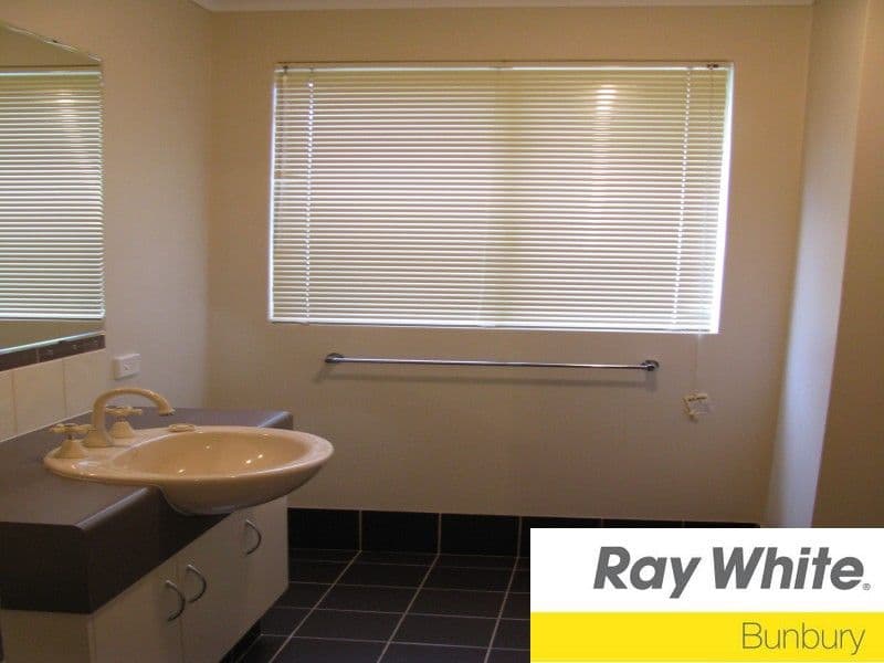 3/37 Latrielle Road, BUNBURY WA 6230, Bunbury - Thumbnail 2