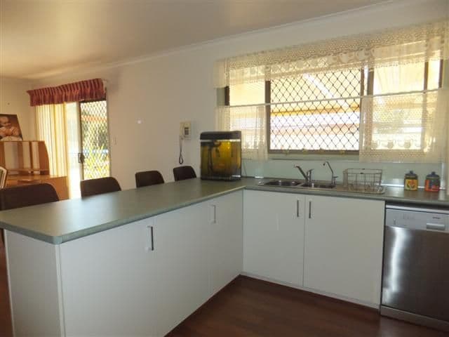 7 Bamboo Court, DARLING HEIGHTS QLD 4350, Darling Heights - Thumbnail 8