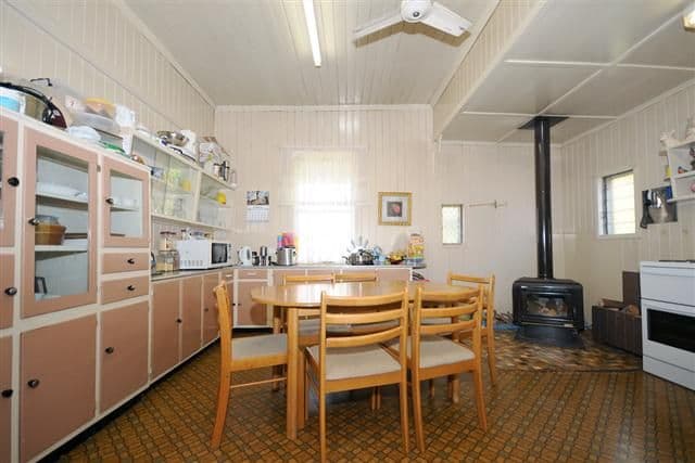 19 Hagan Street, NORTH TOOWOOMBA QLD 4350, North Toowoomba - Thumbnail 5